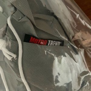 *** JK (2DOOR) JEEP COVER (MOTOR TREND). NEW, STILL IN ORIGINAL PACKAGING!! ***